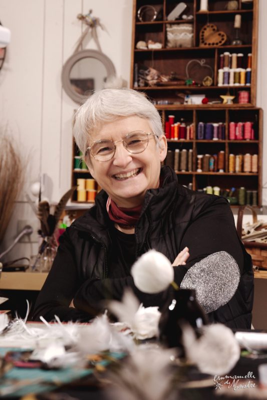 Portrait Anne Kalonji - Plumassière
